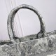 Tote book