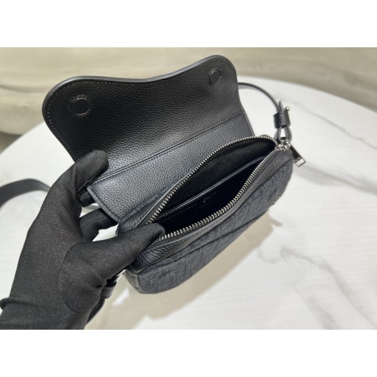 Saddle