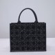 Tote book