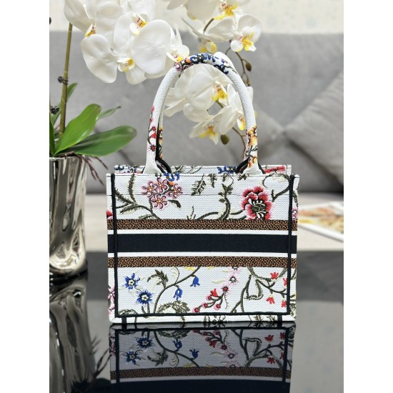 Tote book