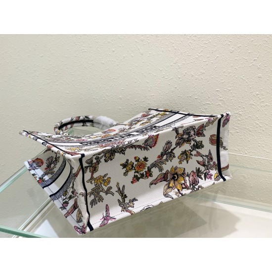 Tote book