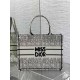 Tote book