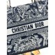 Tote book