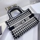 Tote book