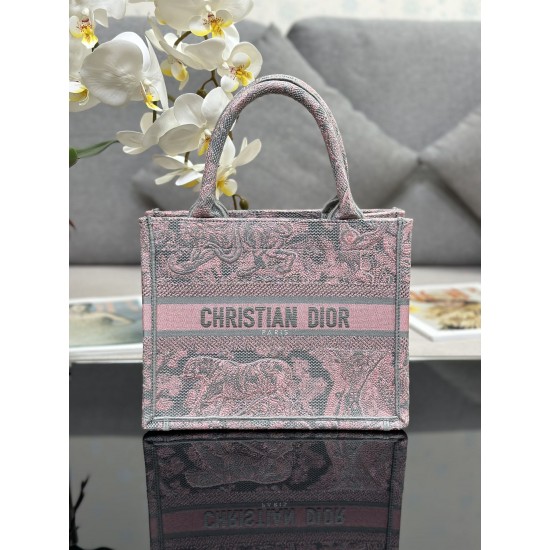 Tote book