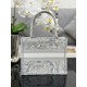 Tote book