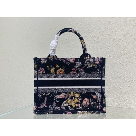 Tote book