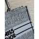 Tote book