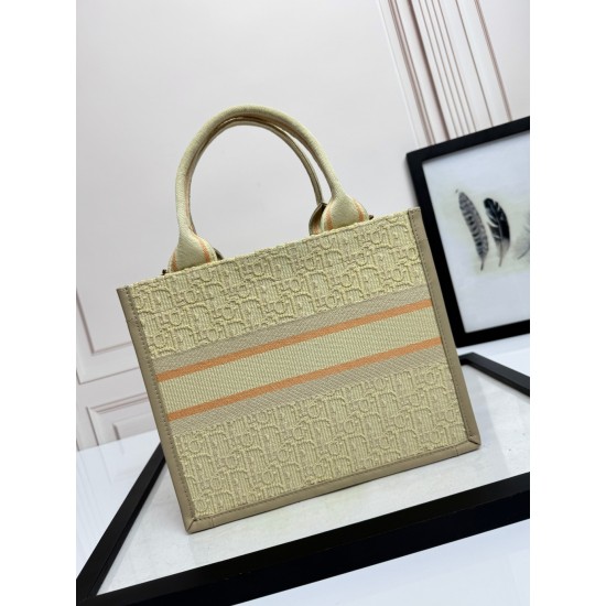 Tote book