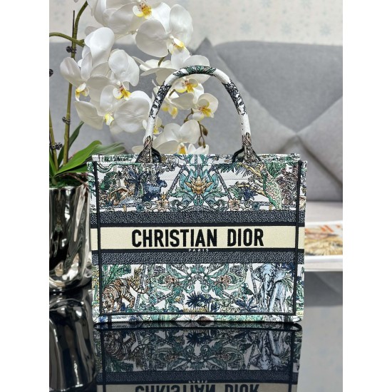 Tote book