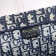 Tote book