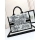Tote book