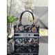 Tote book