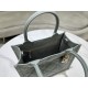 Tote book