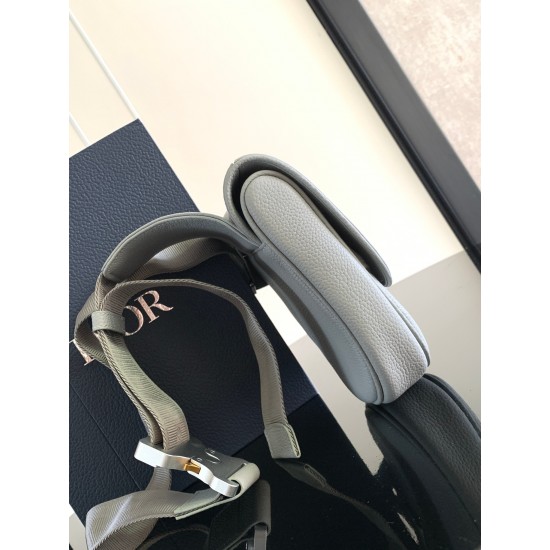 Saddle