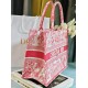 Tote book