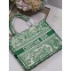 Tote book Tote book