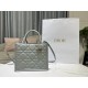 Tote book