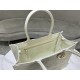 Tote book