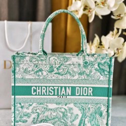 Tote book