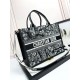 Tote book