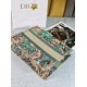 Tote book