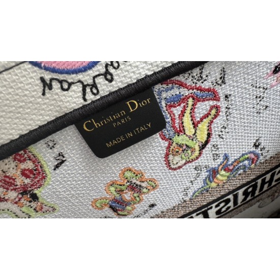 Tote book