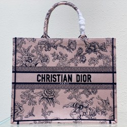 Tote book