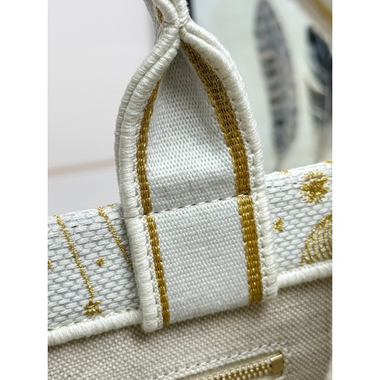 Tote book