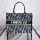 Tote book