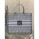 Tote book