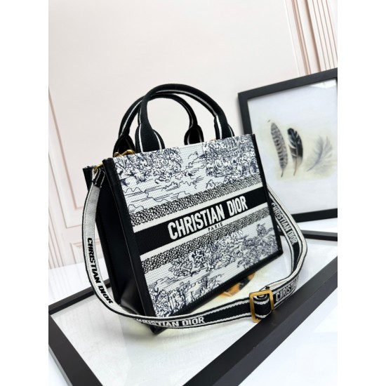 Tote book