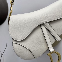 Saddle