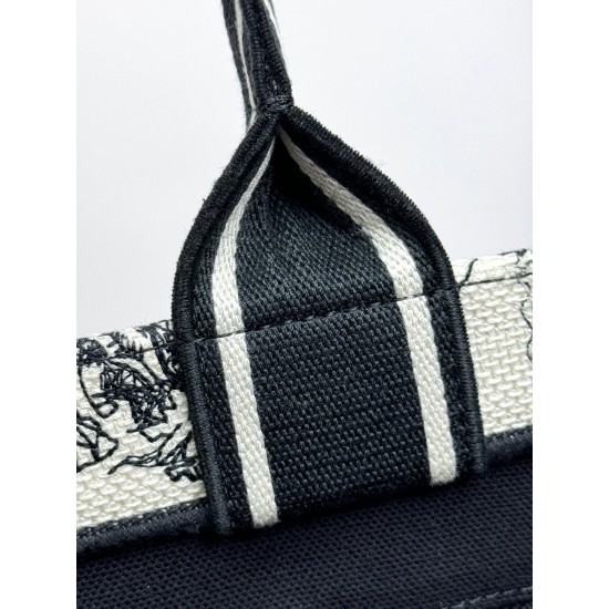Tote book