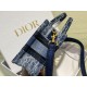 Tote book