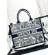 Tote book