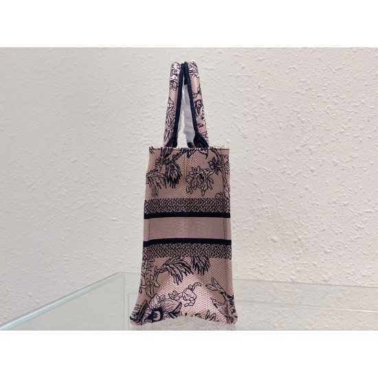 Tote book