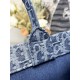 Tote book