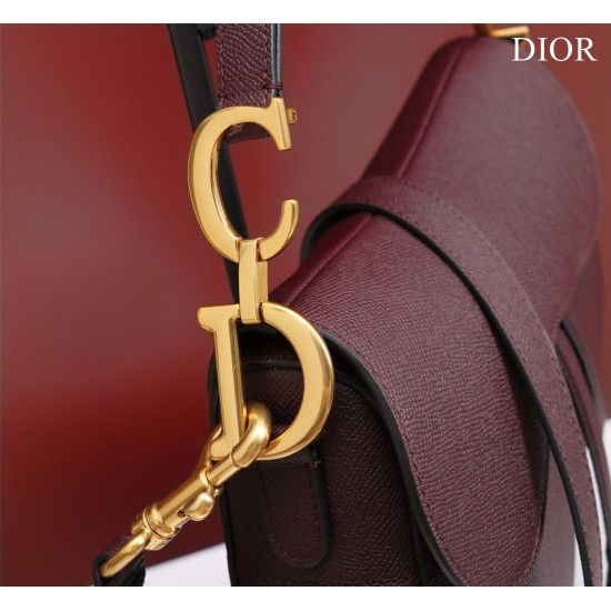 Saddle