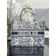 Tote book