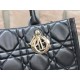 Tote book