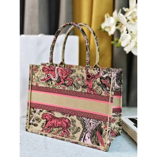Tote book