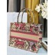 Tote book