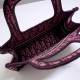 Tote book