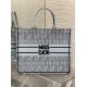 Tote book