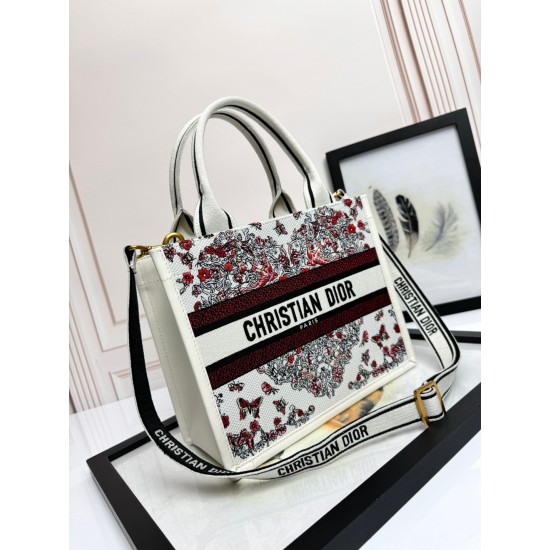 Tote book