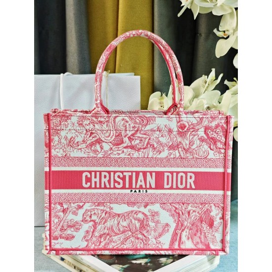 Tote book