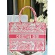 Tote book