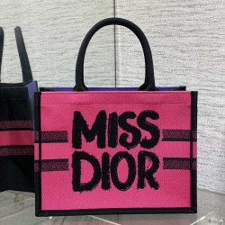 Tote book