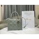 Tote book